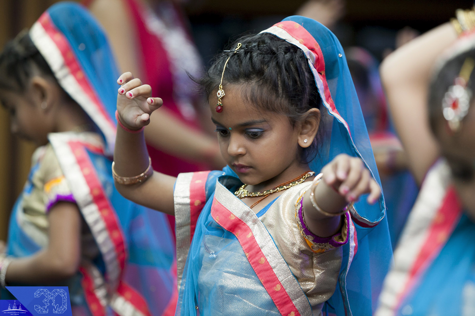 71 copy - ©1987-2017 SKS Swaminarayan Temple East London